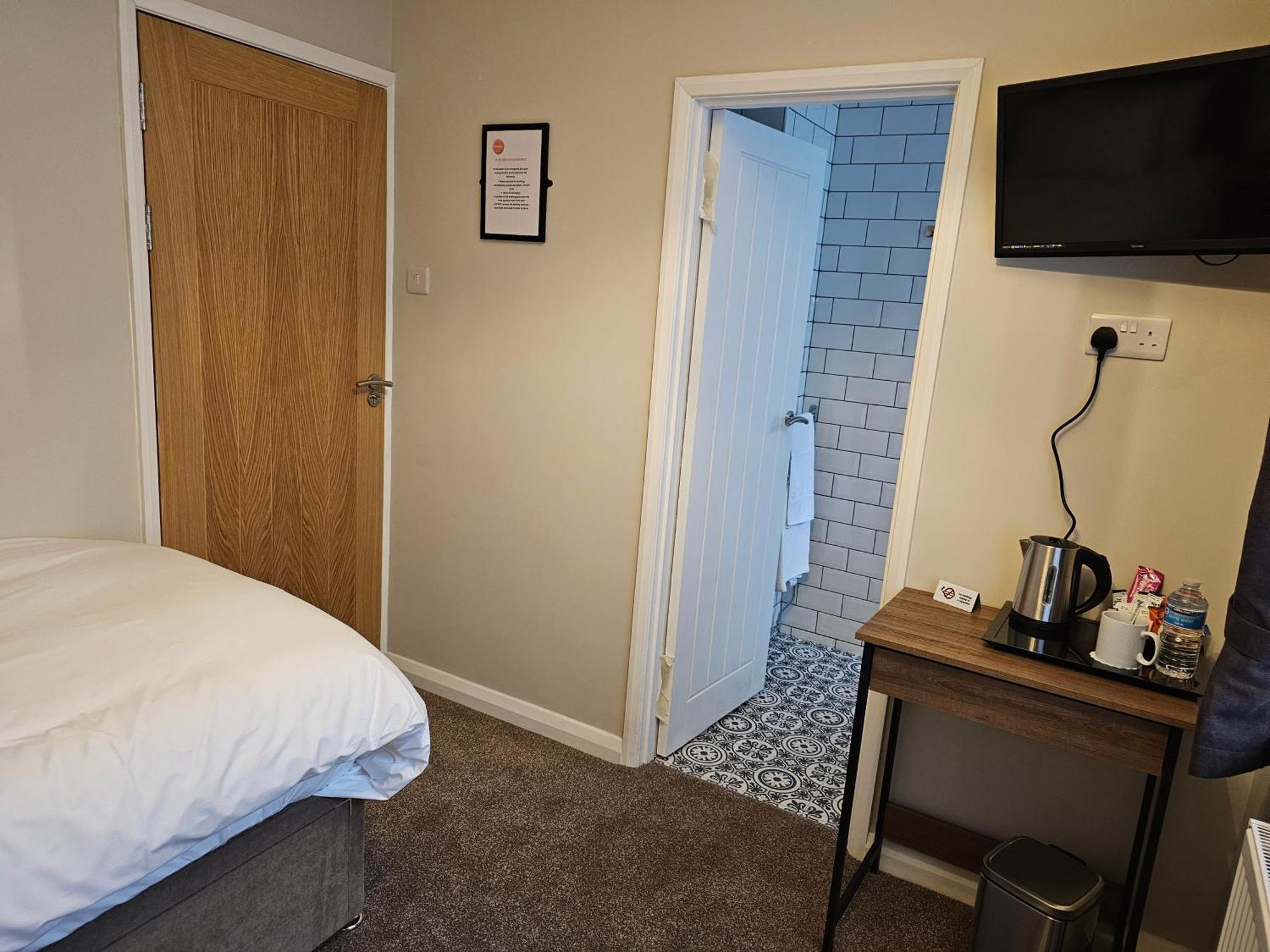 The Ivernia Hotel Skegness Exterior photo