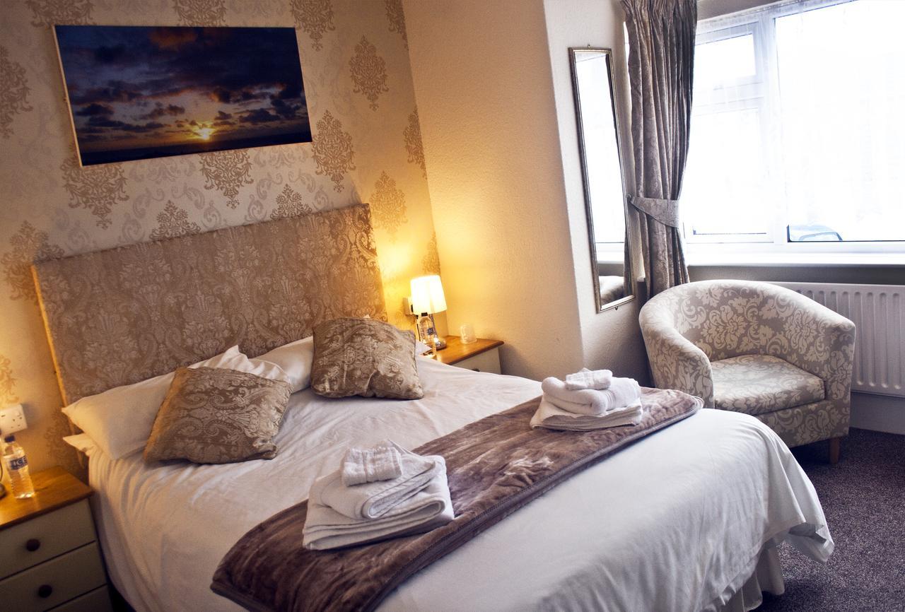 The Ivernia Hotel Skegness Exterior photo